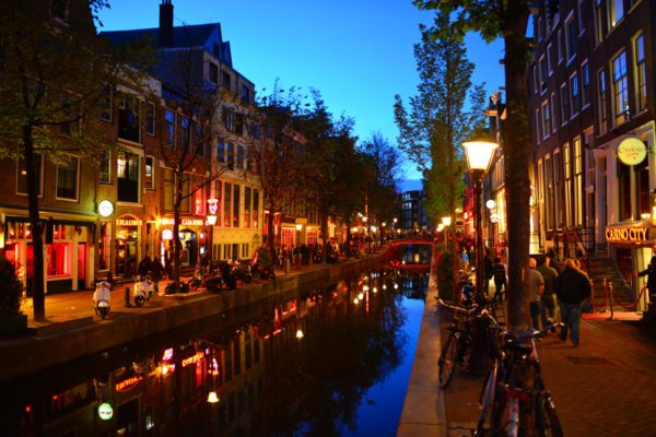 Amsterdam Red Light Tour District Amsterdam Coffee Shops Guided Tour