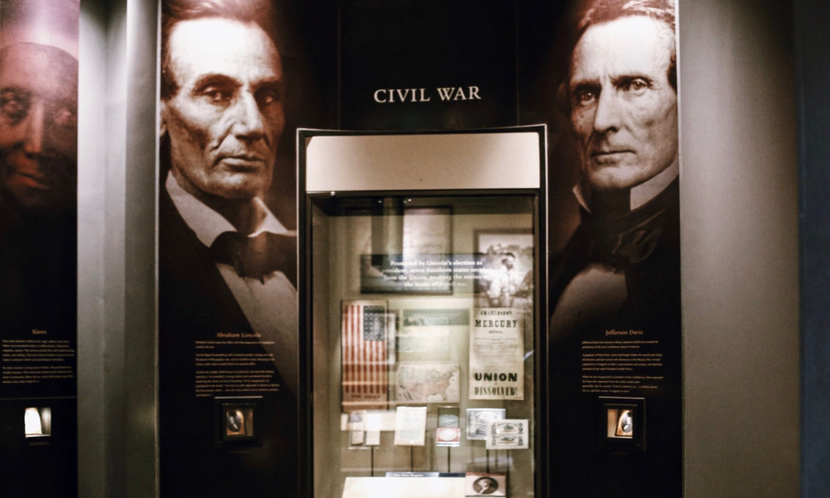 American History Tour (Arlington Cemetery + Museum of American History)